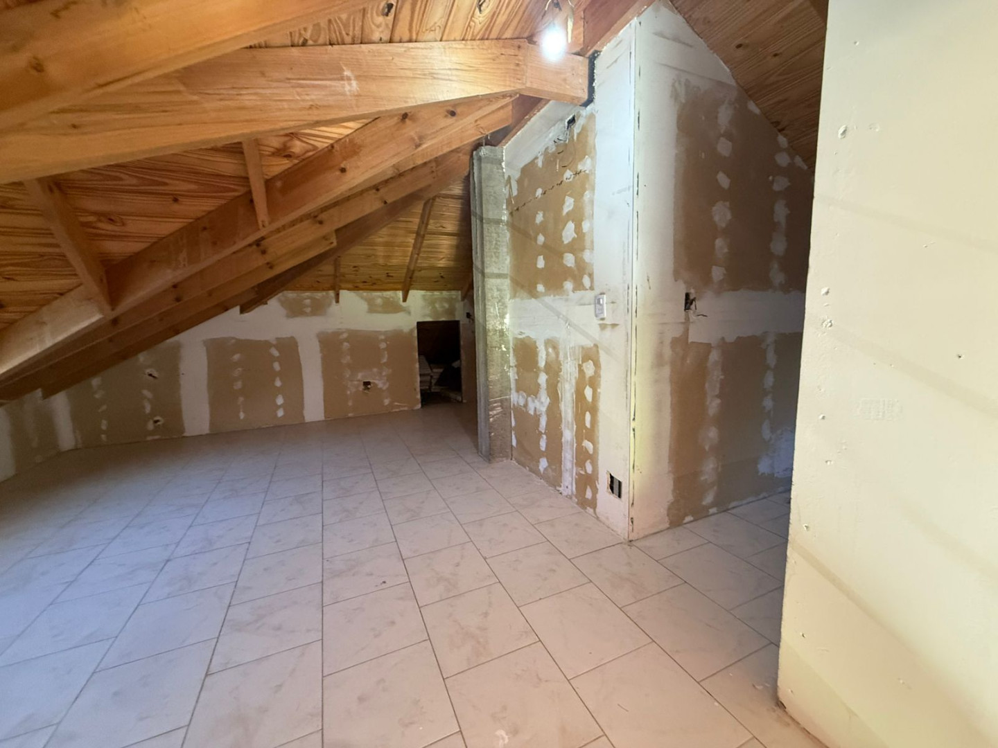 Casa en Venta en Lucía Miranda 135, Los Chañares, Bahía Blanca - Bahía Blanca Propiedades | SITIO OFICIAL l