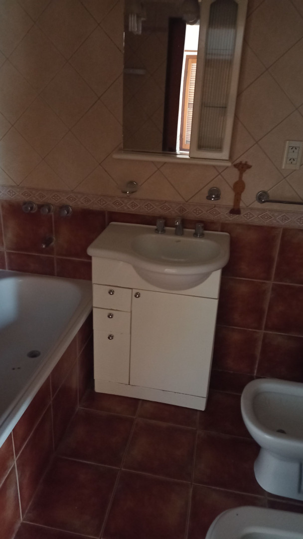 Casa en Alquiler en GUEMES 1100,  Bahía Blanca - Bahía Blanca Propiedades | SITIO OFICIAL l
