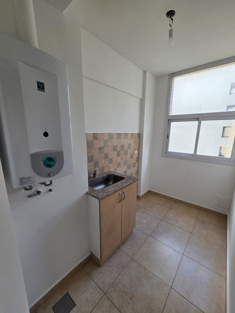 Departamento en Alquiler en Zelarrayan 679, Macrocentro, Bahía Blanca - Bahía Blanca Propiedades | SITIO OFICIAL l