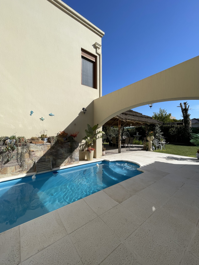 Casa en Venta en Los Cipreses 125, Bosque Alto, Bahía Blanca - Bahía Blanca Propiedades | SITIO OFICIAL l