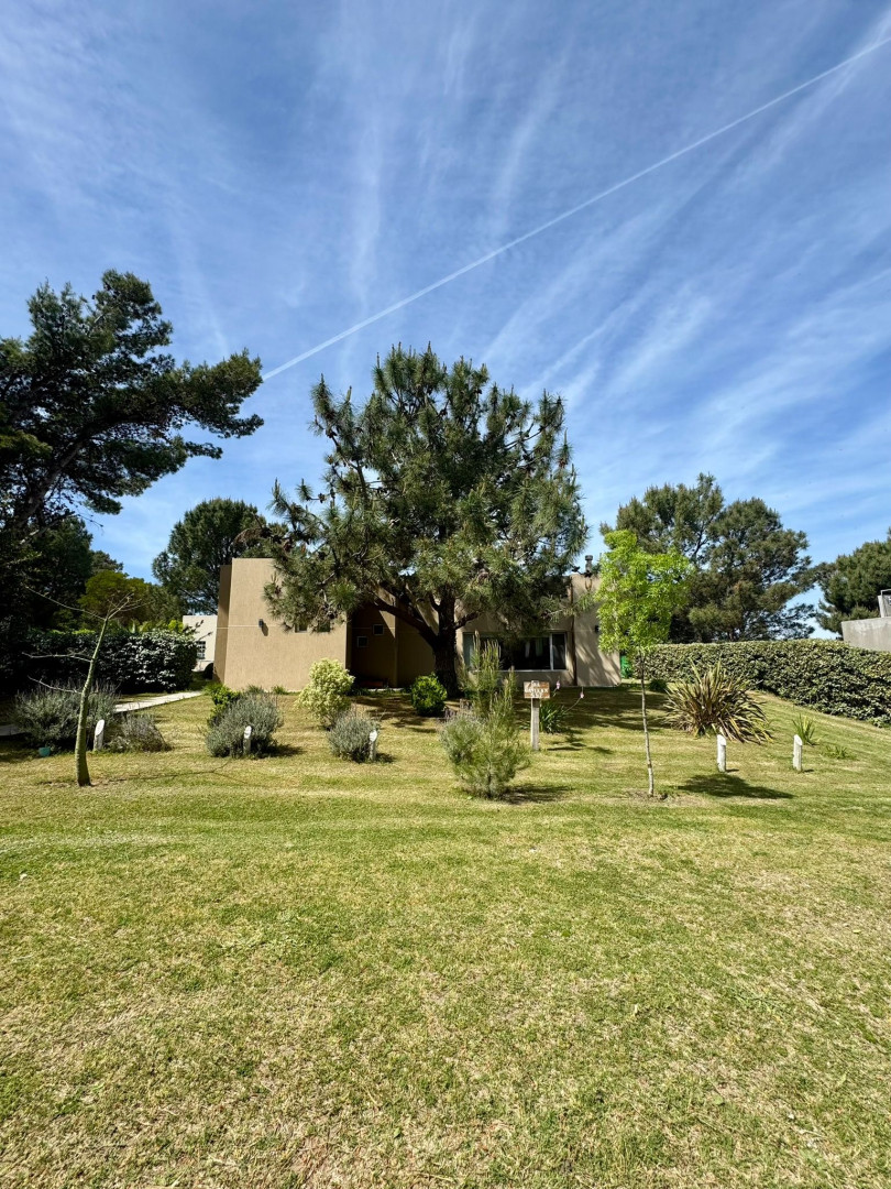 Casa en Venta en El Gavilan 557, Pinar del Golf, Monte Hermoso - Bahía Blanca Propiedades | SITIO OFICIAL l
