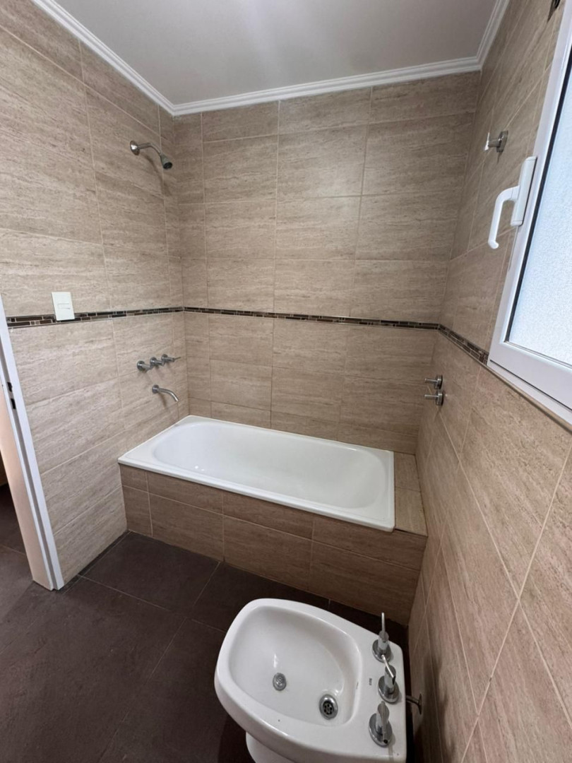 Casa en Venta en Haiti 686, Bella Vista, Bahía Blanca - Bahía Blanca Propiedades | SITIO OFICIAL l