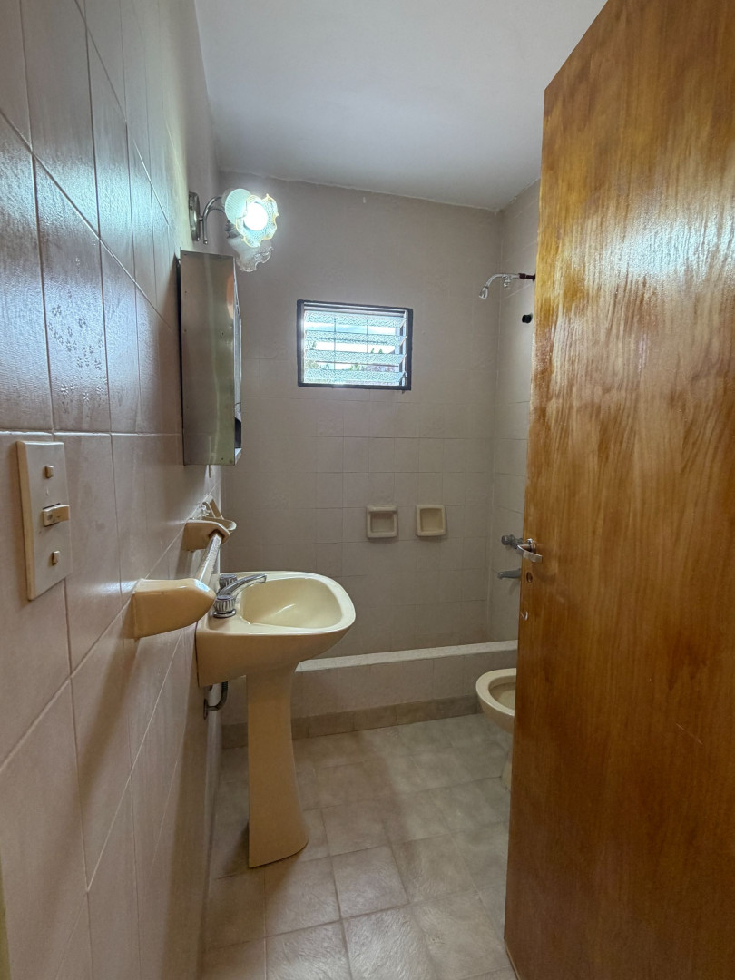 Casa en Alquiler en Hilario Ascasubi 230, Universitario, Bahía Blanca - Bahía Blanca Propiedades | SITIO OFICIAL l