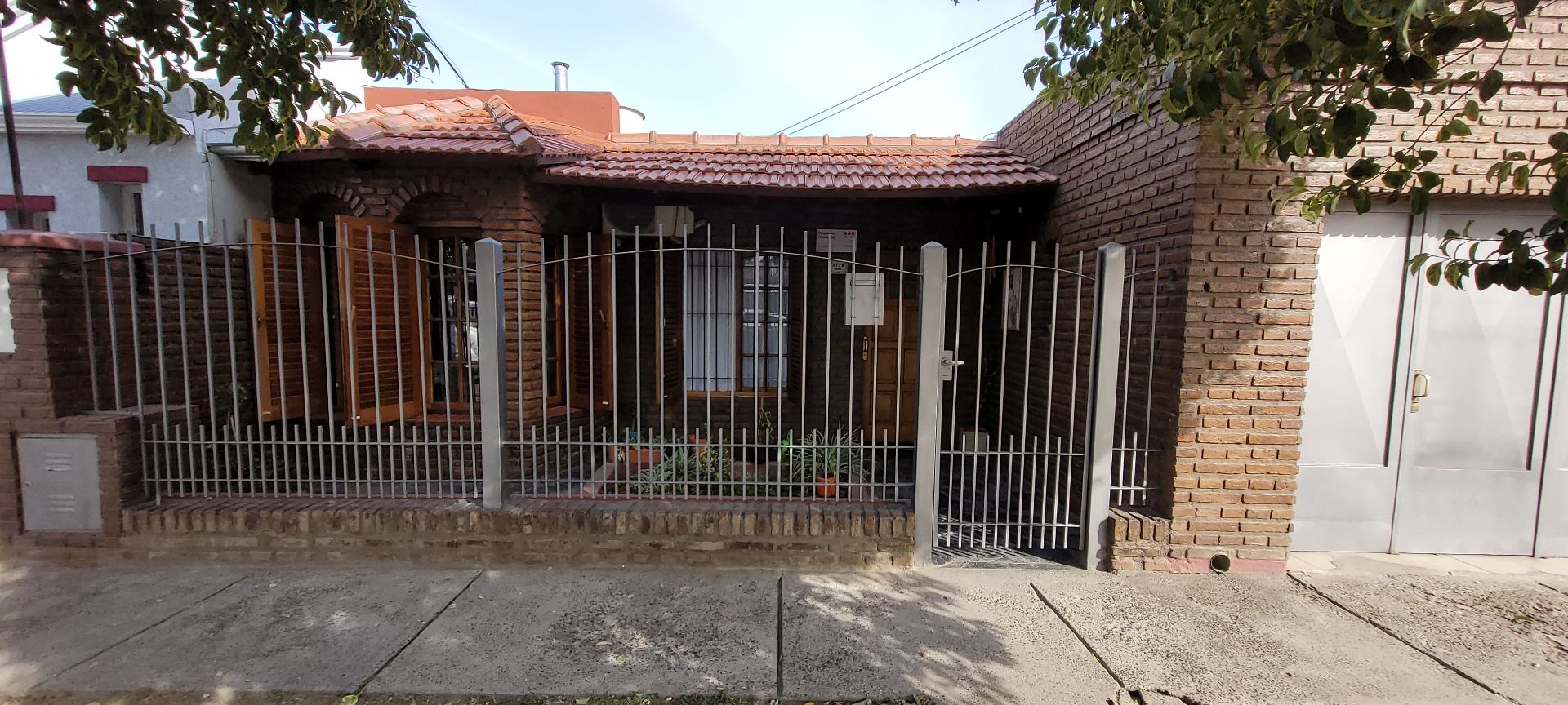 Casa en Venta en Castelli N° 2100, Sevilla, Bahía Blanca - Bahía Blanca Propiedades | SITIO OFICIAL l