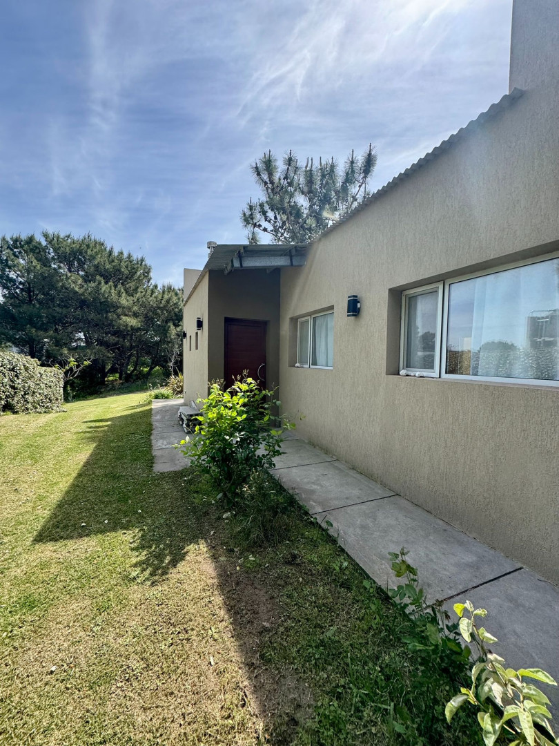 Casa en Venta en El Gavilan 557, Pinar del Golf, Monte Hermoso - Bahía Blanca Propiedades | SITIO OFICIAL l