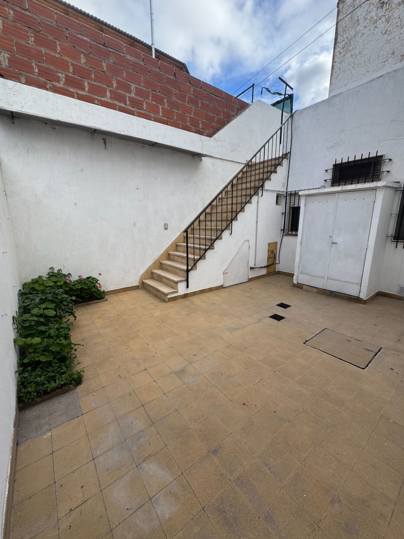 Casa en Alquiler en Chiclana 745, Centro, Bahía Blanca - Bahía Blanca Propiedades | SITIO OFICIAL l