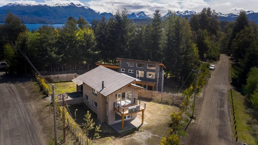 Casa en Venta en Traful 289,  Villa la Angostura - Bahía Blanca Propiedades | SITIO OFICIAL l