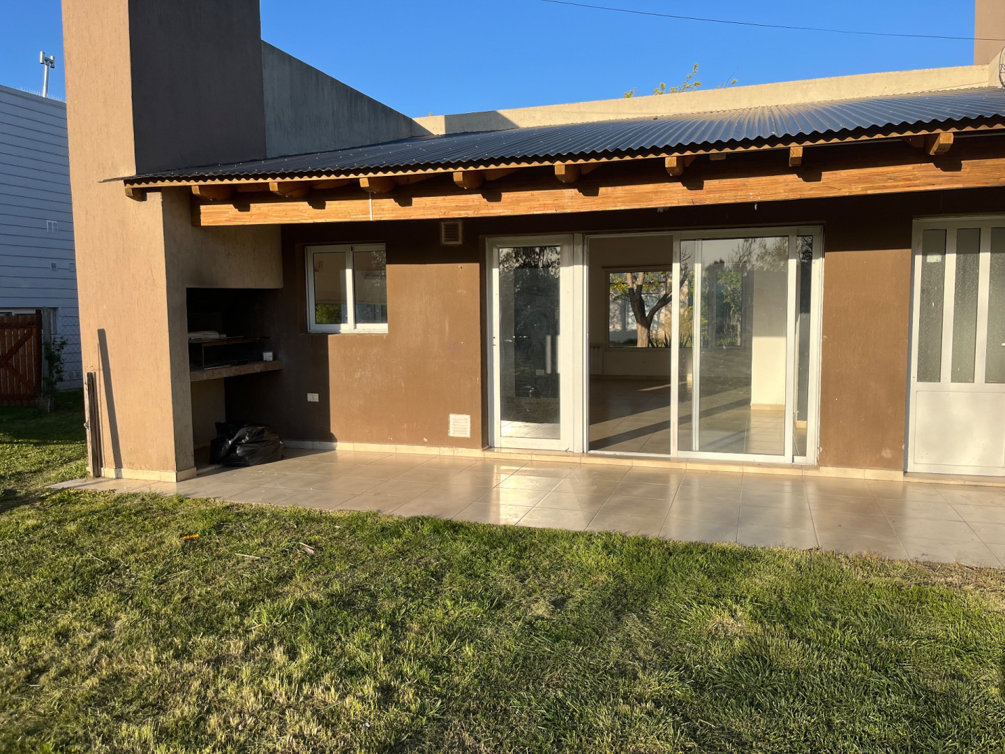 Casa en Alquiler en Lote 22, Pago Chico, Bahía Blanca - Bahía Blanca Propiedades | SITIO OFICIAL l