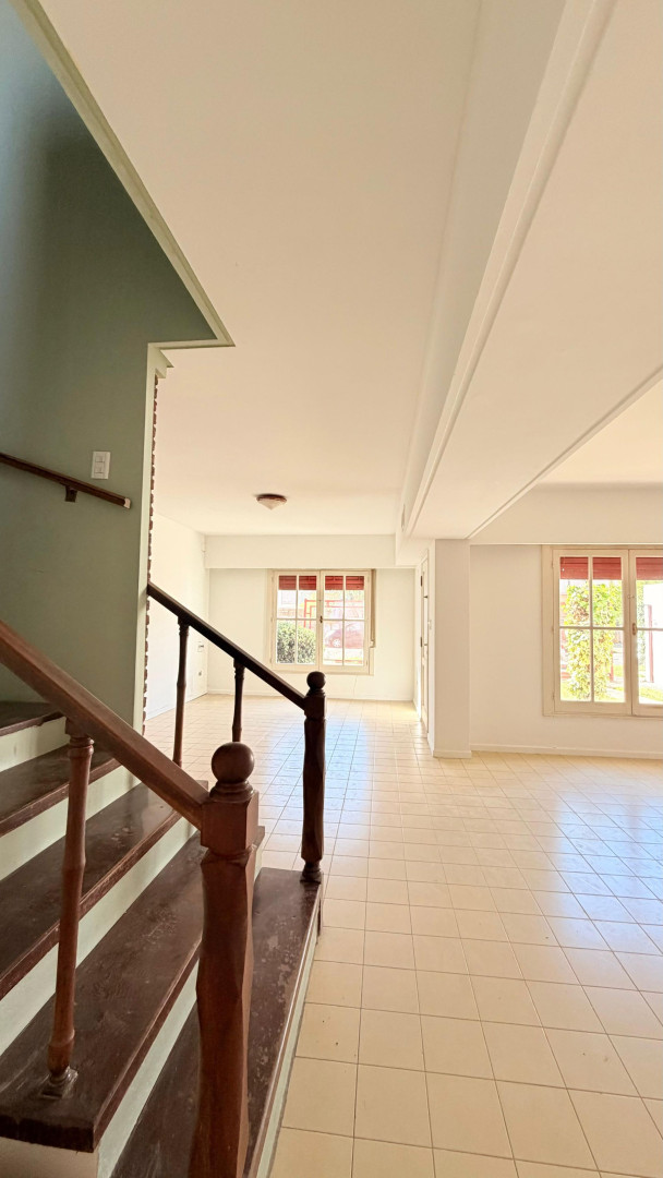 Casa en Venta en Azcuénaga 1143, Villa Floresta, Bahía Blanca - Bahía Blanca Propiedades | SITIO OFICIAL l