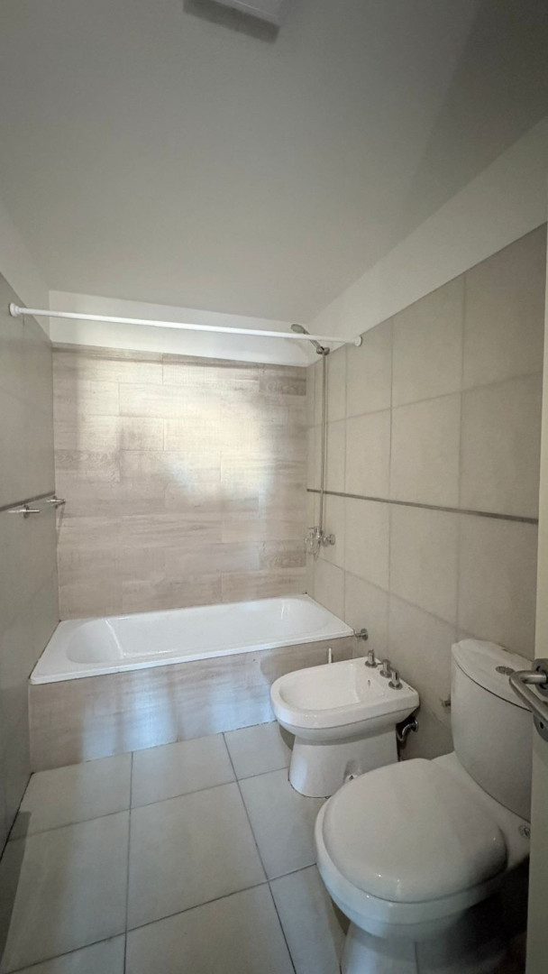 Semipiso en Alquiler en Roca 70, Centro, Bahía Blanca - Bahía Blanca Propiedades | SITIO OFICIAL l