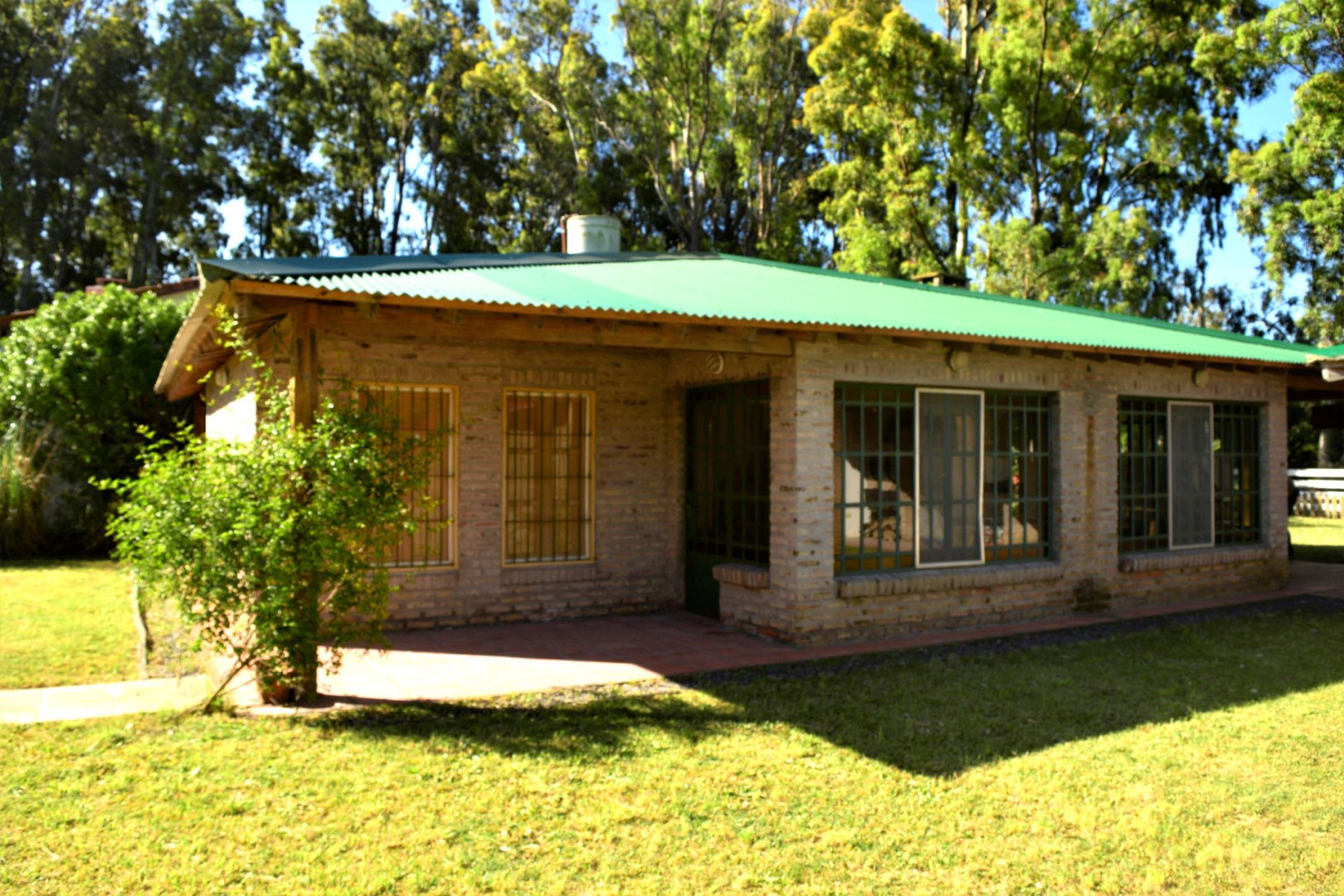 Casa en Venta en Avenida 52 Entre Calles 35 Y 37,  Balneario Reta - Bahía Blanca Propiedades | SITIO OFICIAL l