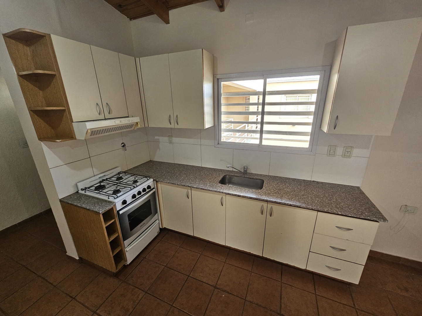 Departamento en Alquiler en Bolivia 663, Noroeste, Bahía Blanca - Bahía Blanca Propiedades | SITIO OFICIAL l