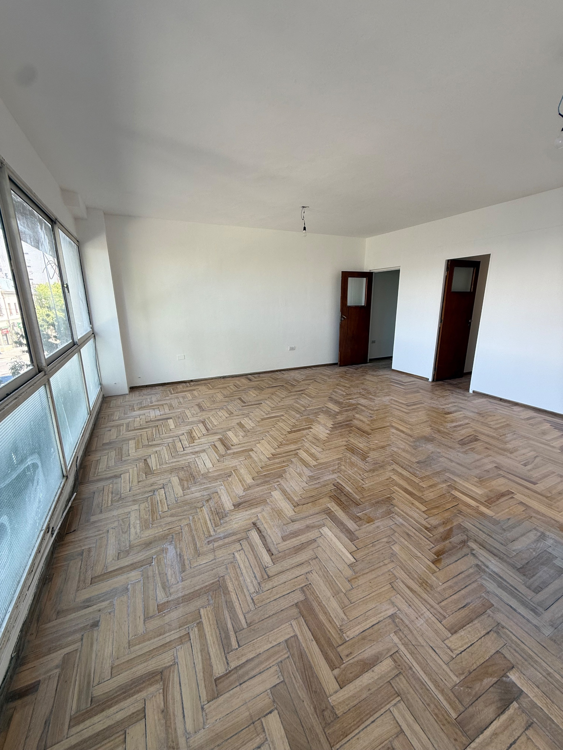 Oficina en Alquiler en Las Heras 124, Centro, Bahía Blanca - Bahía Blanca Propiedades | SITIO OFICIAL l