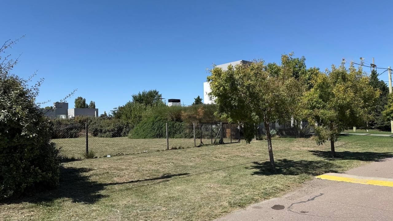 Terreno en Venta  Solares Norte, Bahía Blanca - Bahía Blanca Propiedades | SITIO OFICIAL l