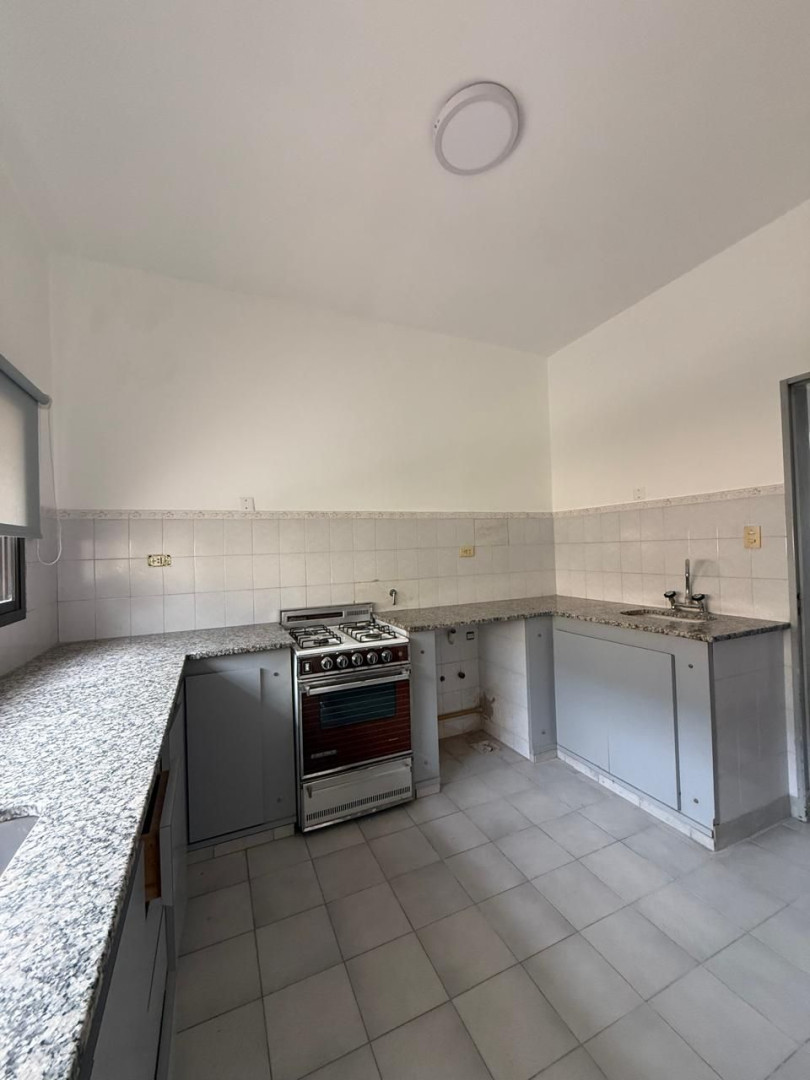 Casa en Alquiler en Castelli 1200, Pacifico, Bahía Blanca - Bahía Blanca Propiedades | SITIO OFICIAL l