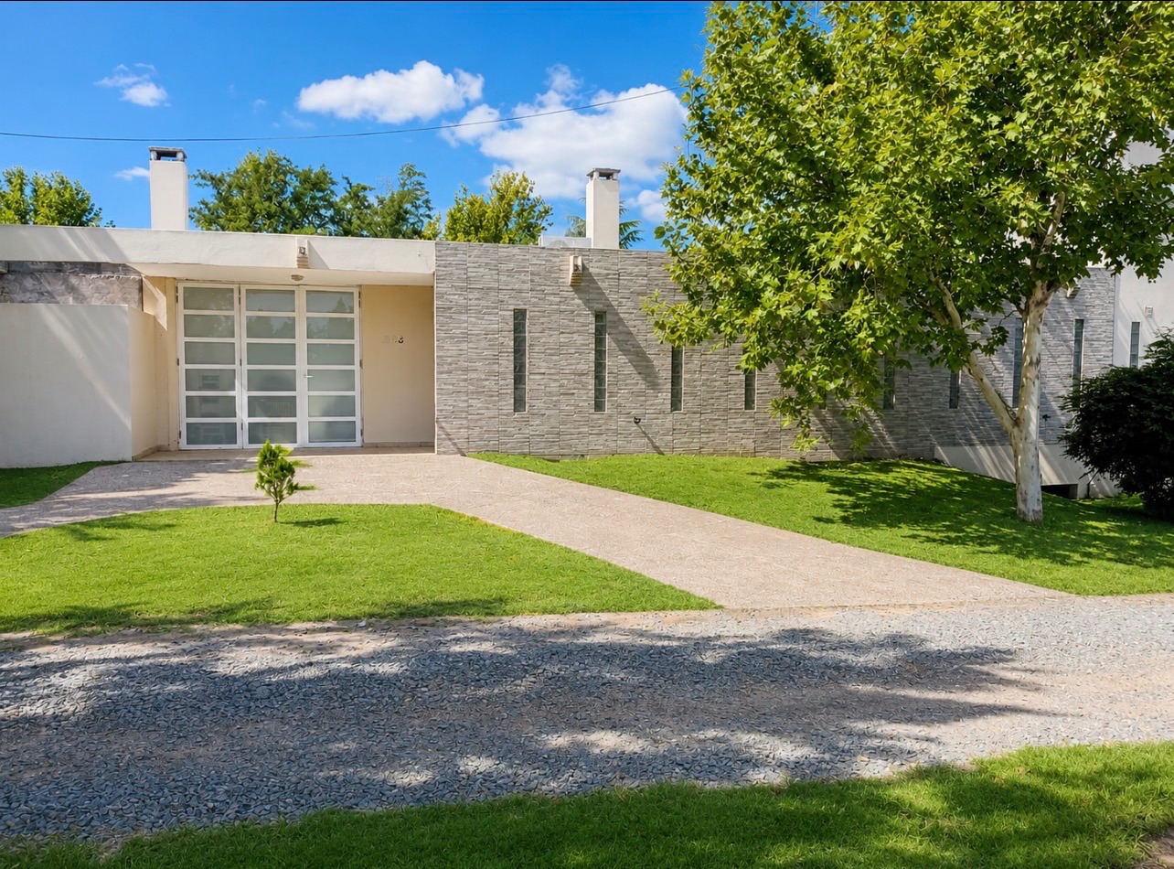 Casa en Venta en Pago Chico - Exclusiva Propiedad , Pago Chico, Punta Alta - Bahía Blanca Propiedades | SITIO OFICIAL l