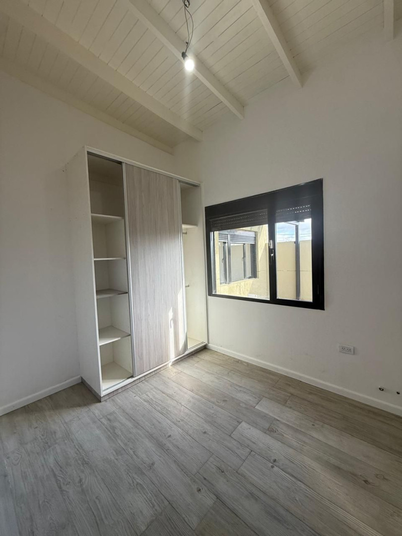 Casa en Venta en  P. De Rogatis 2141, Nova Terra, Bahía Blanca - Bahía Blanca Propiedades | SITIO OFICIAL l