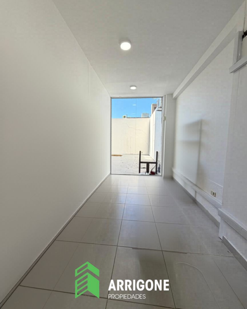 Local en Alquiler en Sarmiento 1119,  Bahía Blanca - Bahía Blanca Propiedades | SITIO OFICIAL l