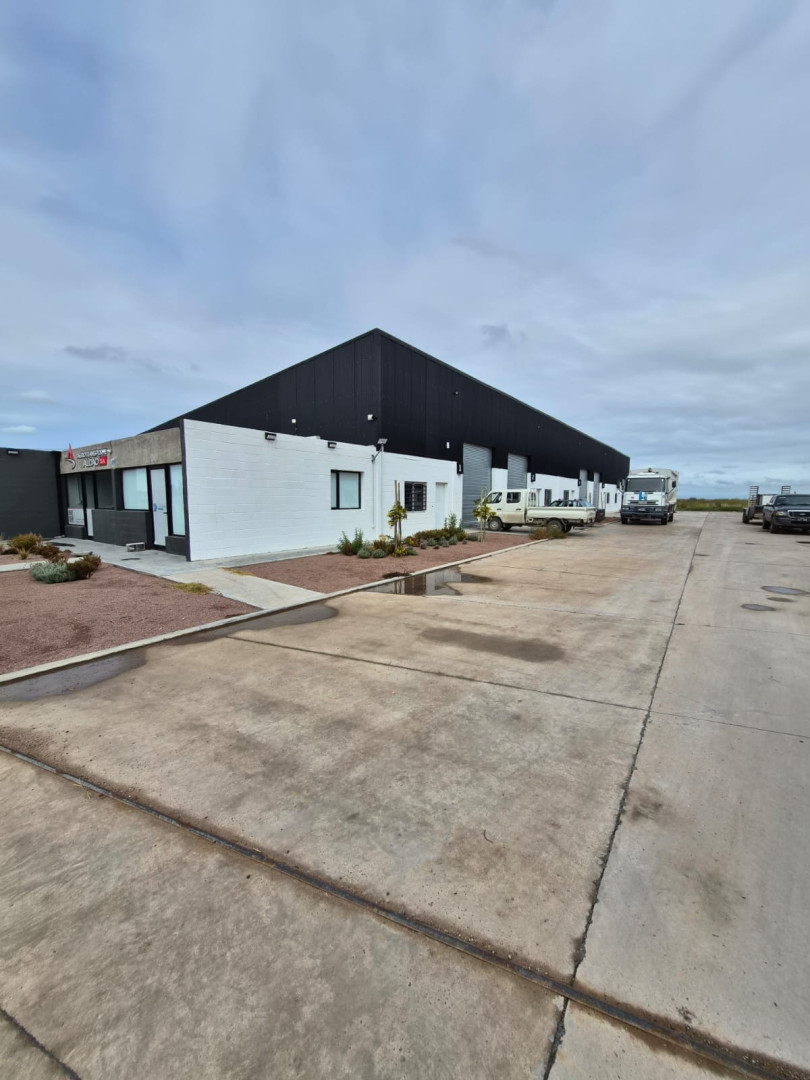 Galpón en Alquiler en 13 De Junio 3918,  Bahía Blanca - Bahía Blanca Propiedades | SITIO OFICIAL l