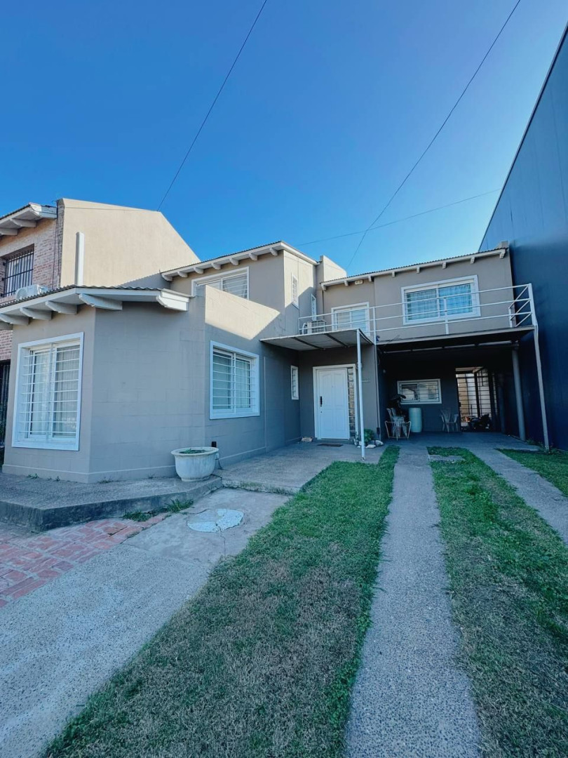 Casa en Venta en Sarmiento 1930, Altos de Palihue, Bahía Blanca - Bahía Blanca Propiedades | SITIO OFICIAL l