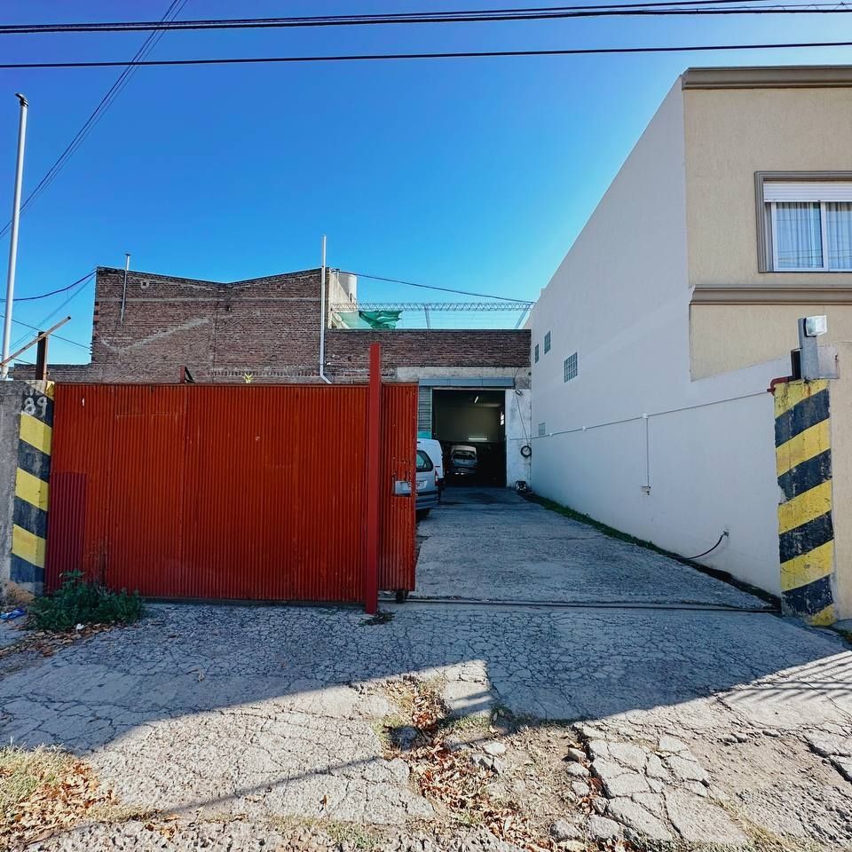 Galpón en Venta en Entre Ríos Y Castelli, Pacifico, Bahía Blanca - Bahía Blanca Propiedades | SITIO OFICIAL l