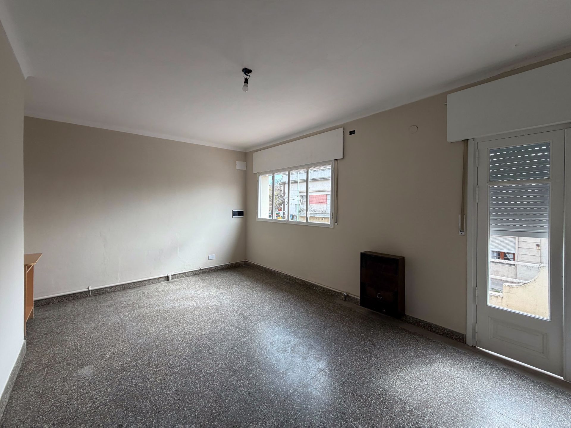Casa en Alquiler en Chiclana 600, Centro, Bahía Blanca - Bahía Blanca Propiedades | SITIO OFICIAL l