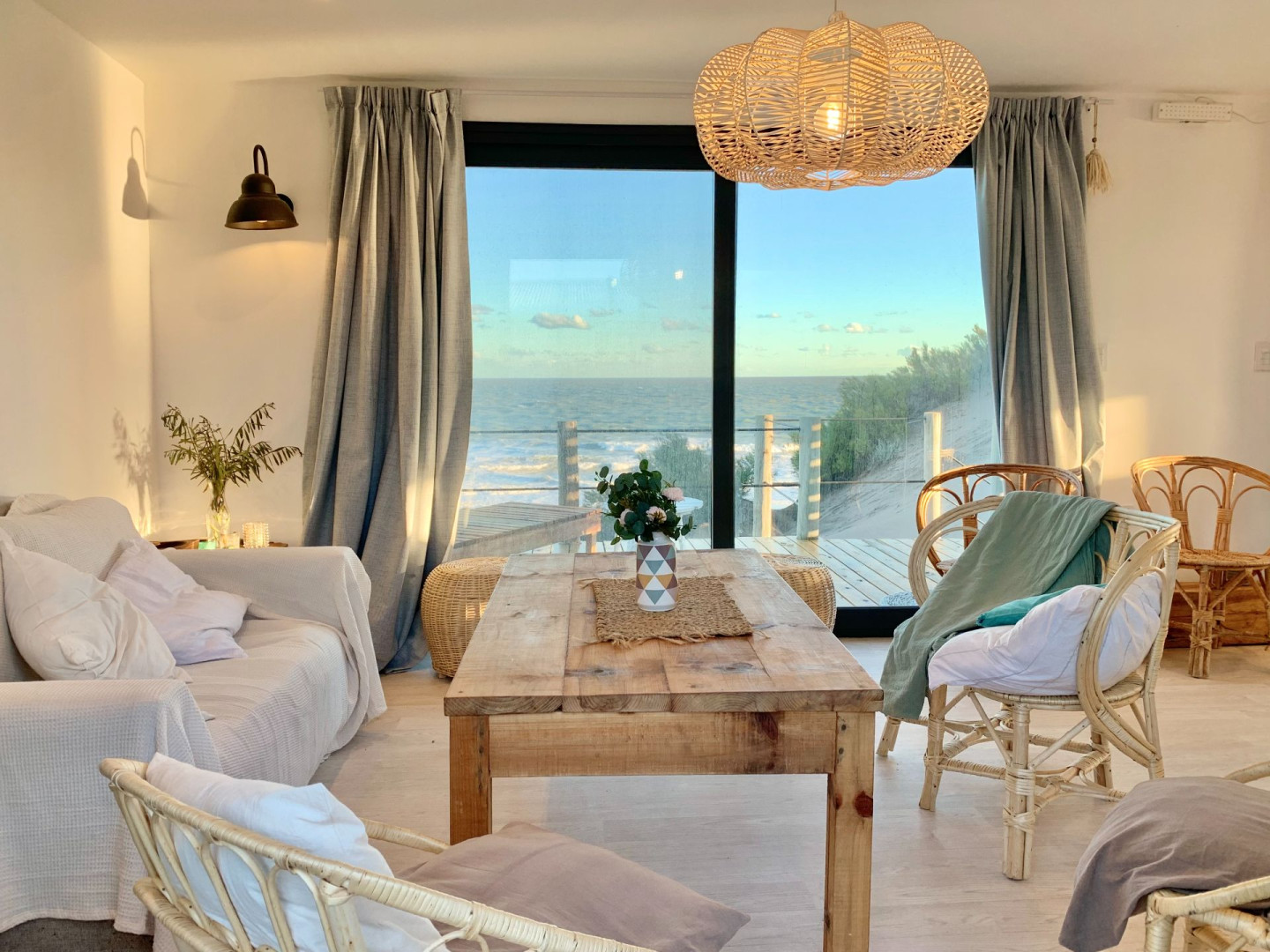 Casa en Venta en Costanera Entre Aladino Y Los Alamos, El Sauce, Monte Hermoso - Bahía Blanca Propiedades | SITIO OFICIAL l