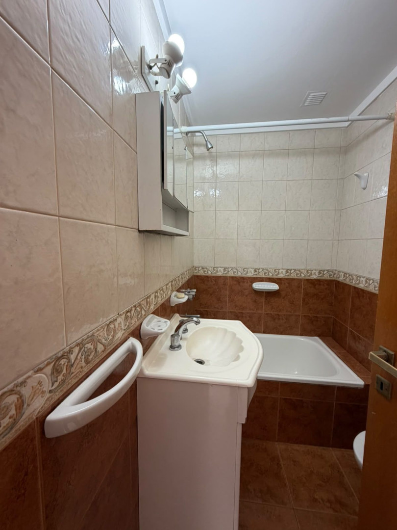 Departamento en Alquiler en Zapiola 36, Centro, Bahía Blanca - Bahía Blanca Propiedades | SITIO OFICIAL l