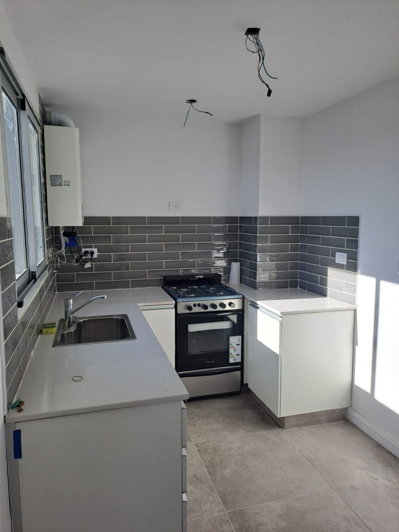 Departamento en Alquiler en Caronti 65, Centro, Bahía Blanca - Bahía Blanca Propiedades | SITIO OFICIAL l
