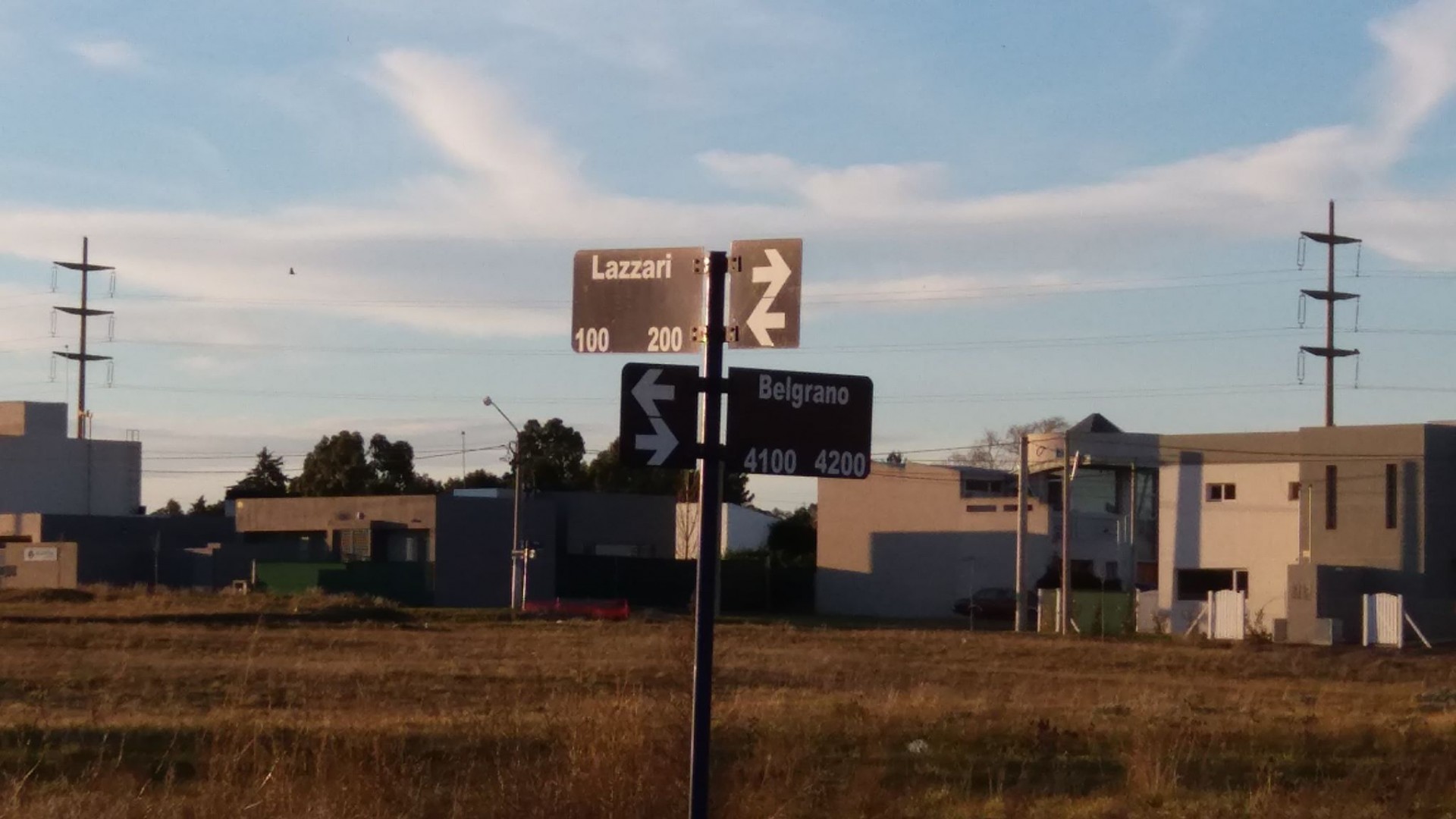 Terreno en Venta en Belgrano N 4190, Esquina Athos Lazzari, Molina Campos, Bahía Blanca - Bahía Blanca Propiedades | SITIO OFICIAL l