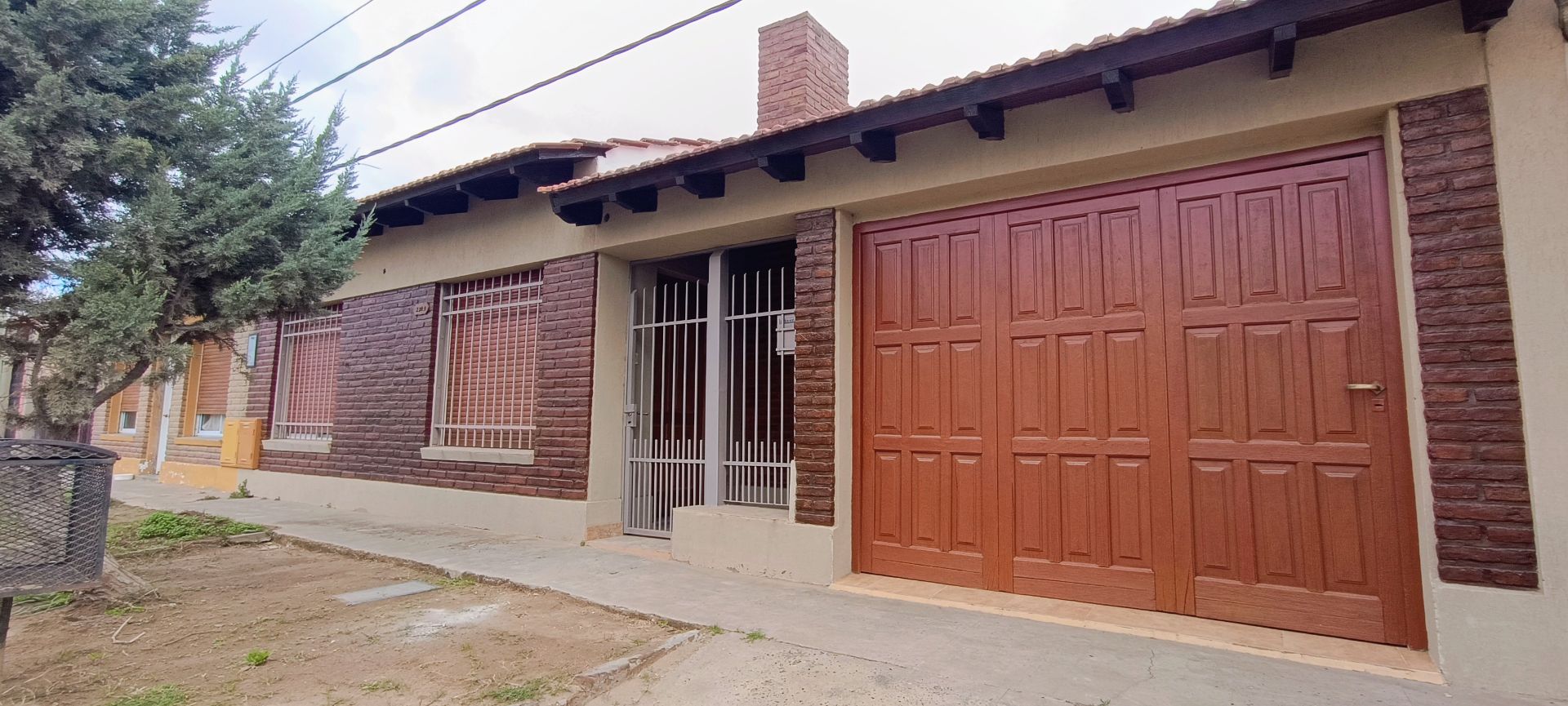 Casa en Alquiler en Almafuerte 3372, Los Alamos, Bahía Blanca - Bahía Blanca Propiedades | SITIO OFICIAL l