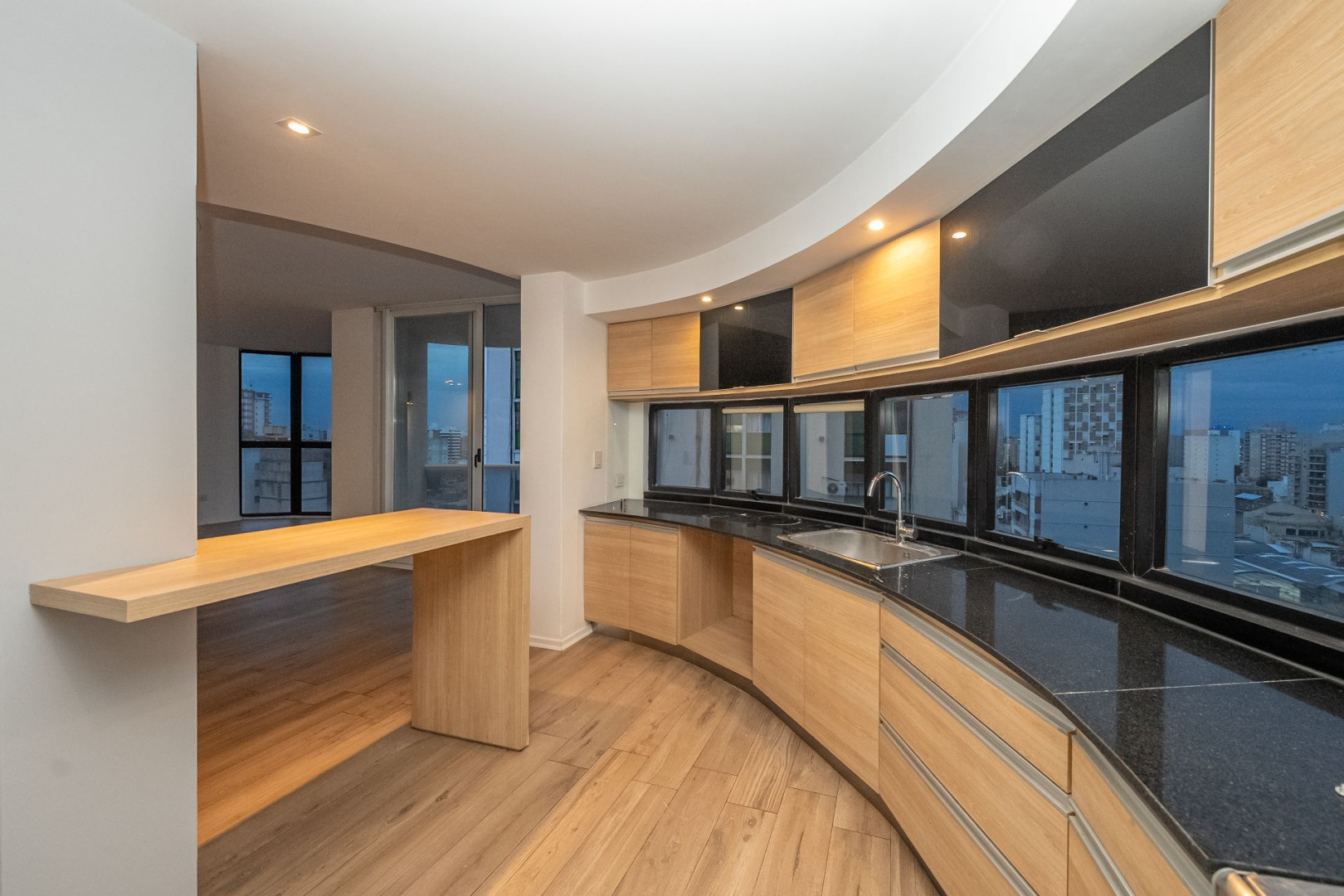 Departamento en Venta en 19 De Mayo Y Zelarrayan , Centro, Bahía Blanca - Bahía Blanca Propiedades | SITIO OFICIAL l