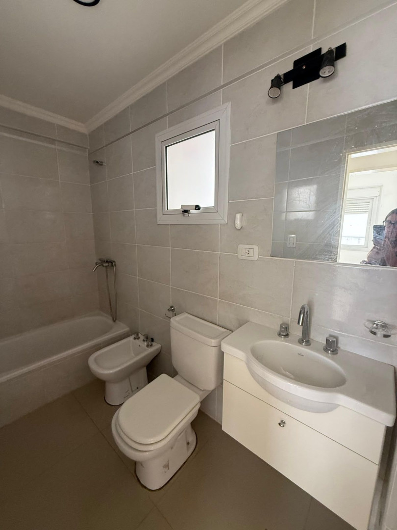 Departamento en Alquiler en Florida 832, Villa del Parque, Bahía Blanca - Bahía Blanca Propiedades | SITIO OFICIAL l