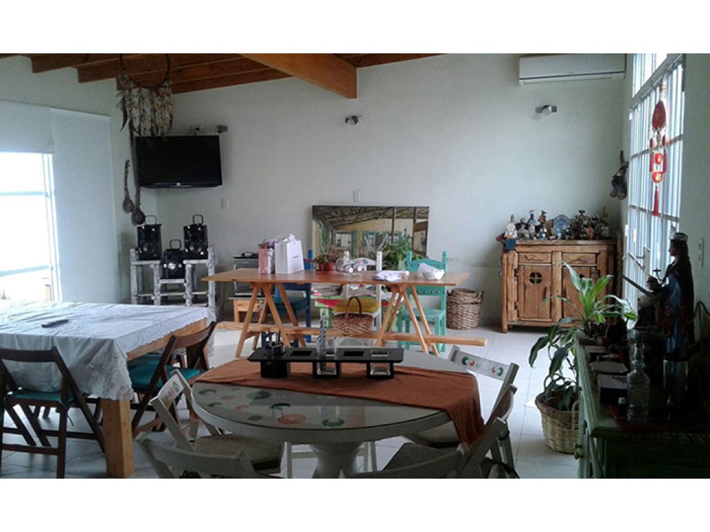 Casa en Venta en Humboldt 400, La Falda, Bahía Blanca - Bahía Blanca Propiedades | SITIO OFICIAL l
