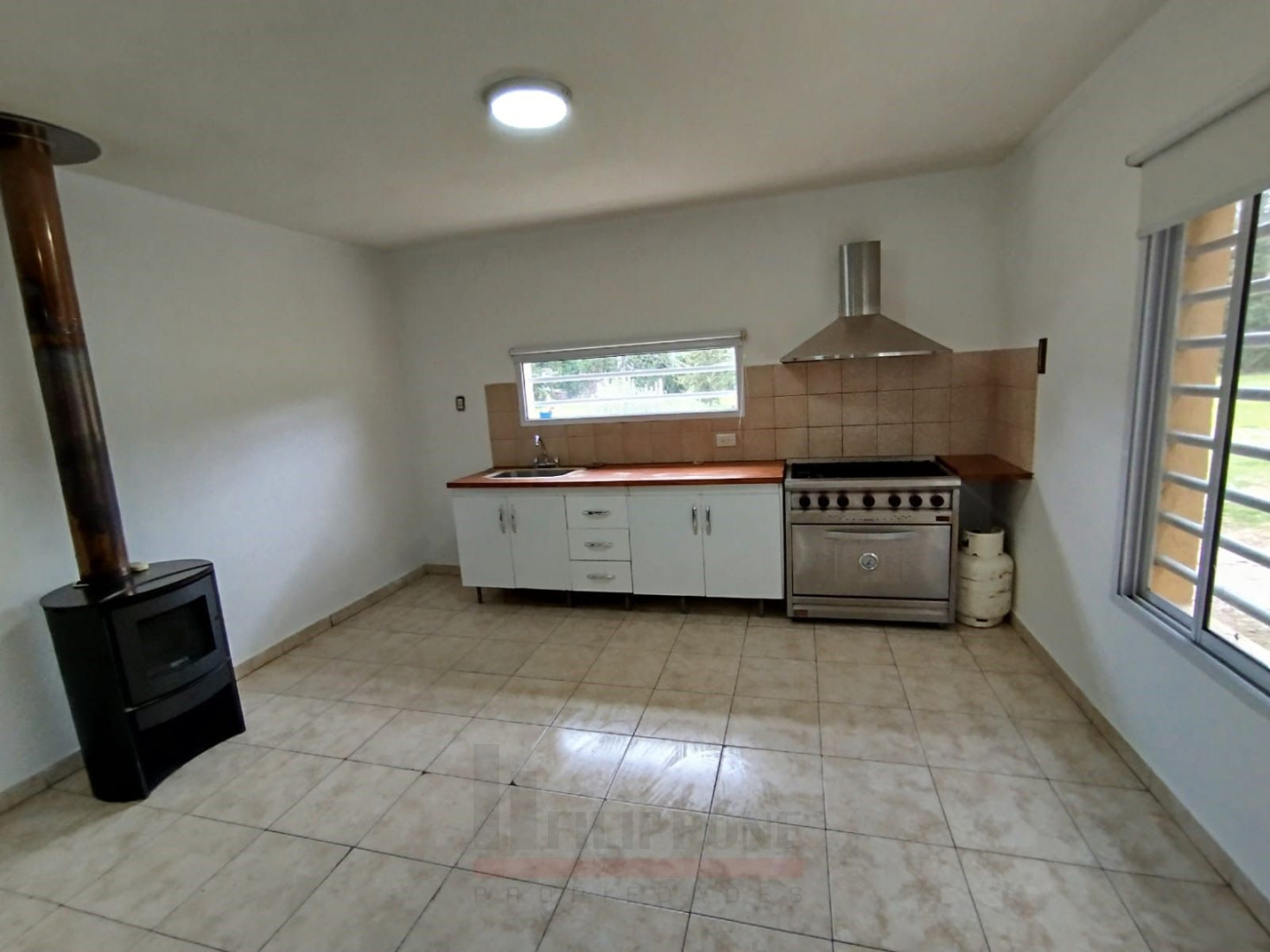 Casa en Venta en Francisca Hernández 385, Los Chañares, Bahía Blanca - Bahía Blanca Propiedades | SITIO OFICIAL l