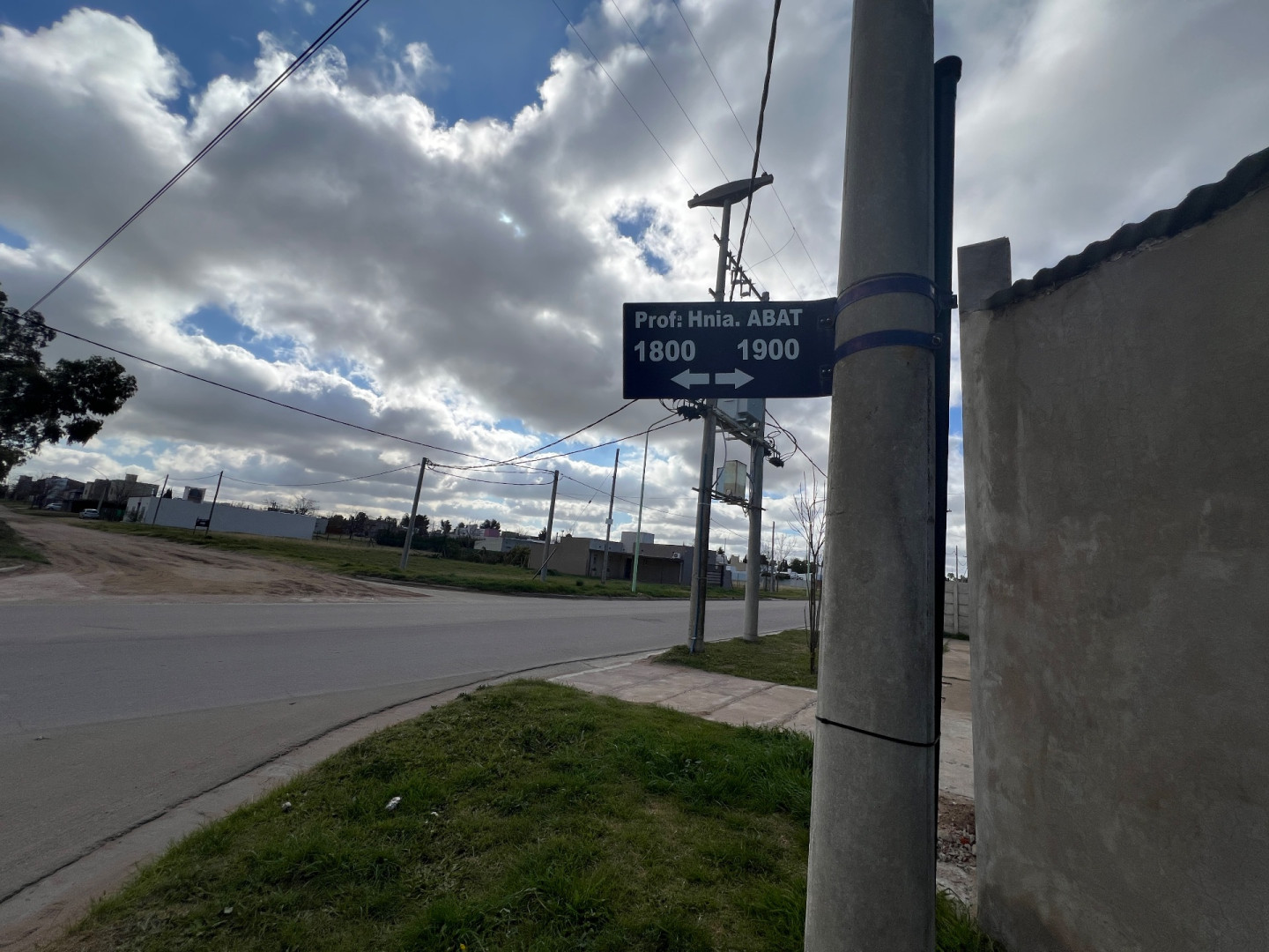 Terreno en Venta en Abat 1700, Altos del Pinar, Bahía Blanca - Bahía Blanca Propiedades | SITIO OFICIAL l