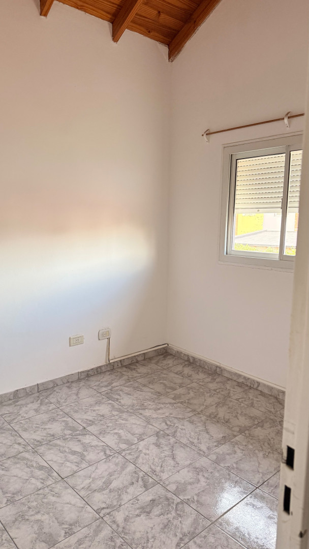 Casa en Alquiler en Pje Rita Rodríguez De Sagari Al 800, Luz y Fuerza, Bahía Blanca - Bahía Blanca Propiedades | SITIO OFICIAL l