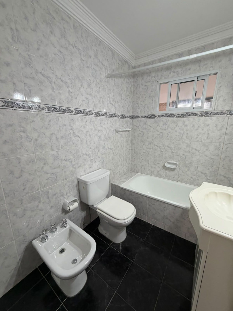 Departamento en Alquiler en Zapiola 152, Centro, Bahía Blanca - Bahía Blanca Propiedades | SITIO OFICIAL l