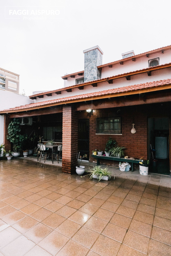 Casa en Venta en Bompland 100, Centro, Bahía Blanca - Bahía Blanca Propiedades | SITIO OFICIAL l