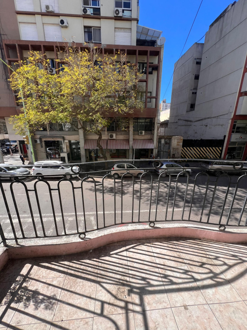 Departamento en Alquiler en Moreno 65, Centro, Bahía Blanca - Bahía Blanca Propiedades | SITIO OFICIAL l