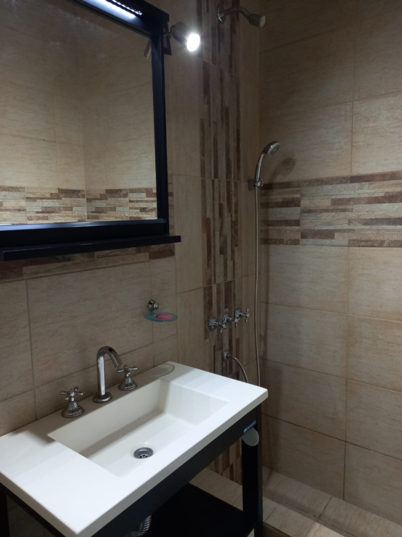 Casa en Venta en Piedrabuena 136, Villa Mitre, Bahía Blanca - Bahía Blanca Propiedades | SITIO OFICIAL l