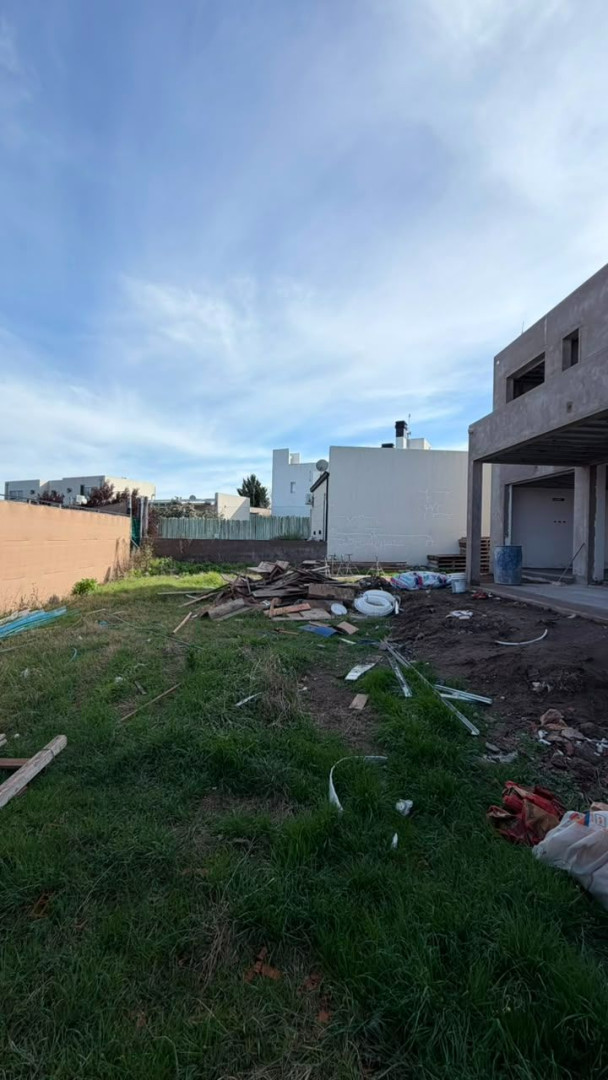 Casa en Venta en ABAT 677, Altos de la Bahia, Bahía Blanca - Bahía Blanca Propiedades | SITIO OFICIAL l