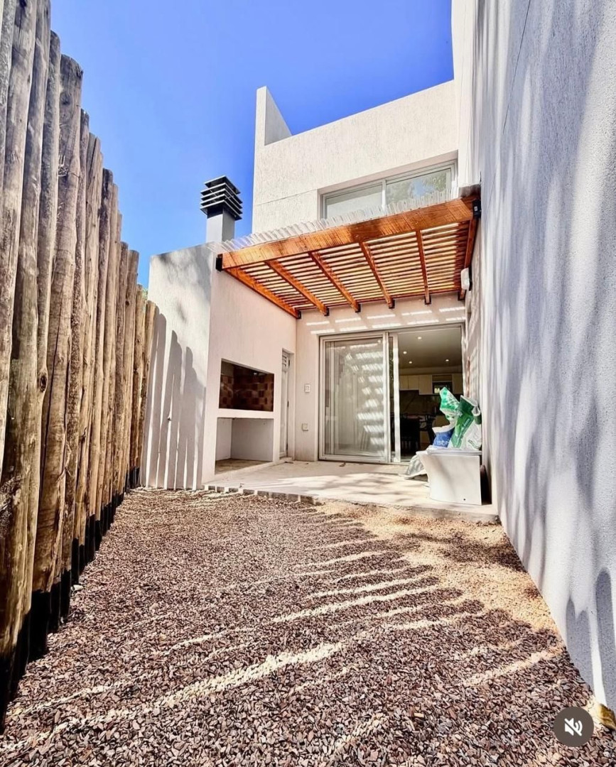Duplex en Venta en Los Delfines 300, Las Dunas, Monte Hermoso - Bahía Blanca Propiedades | SITIO OFICIAL l