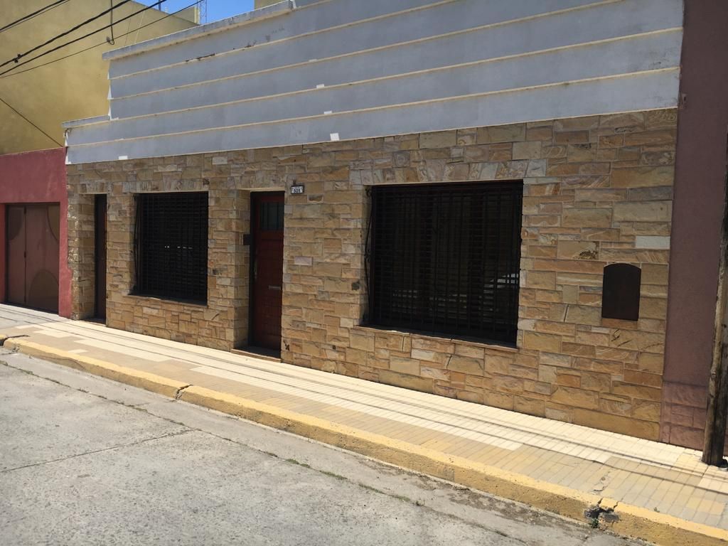Casa en Alquiler en Trelew 505, Universitario, Bahía Blanca - Bahía Blanca Propiedades | SITIO OFICIAL l