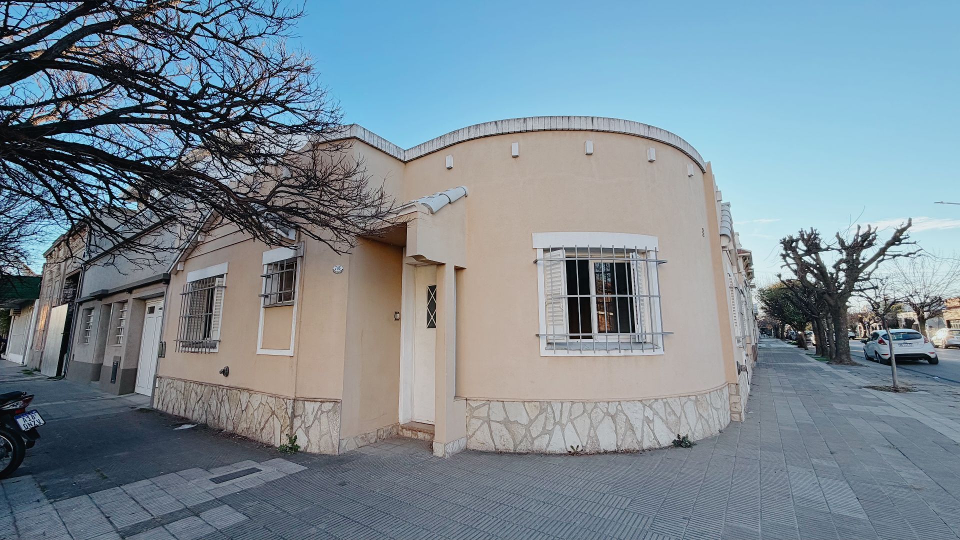 Casa en Alquiler en Patricios 703, Macrocentro, Bahía Blanca - Bahía Blanca Propiedades | SITIO OFICIAL l