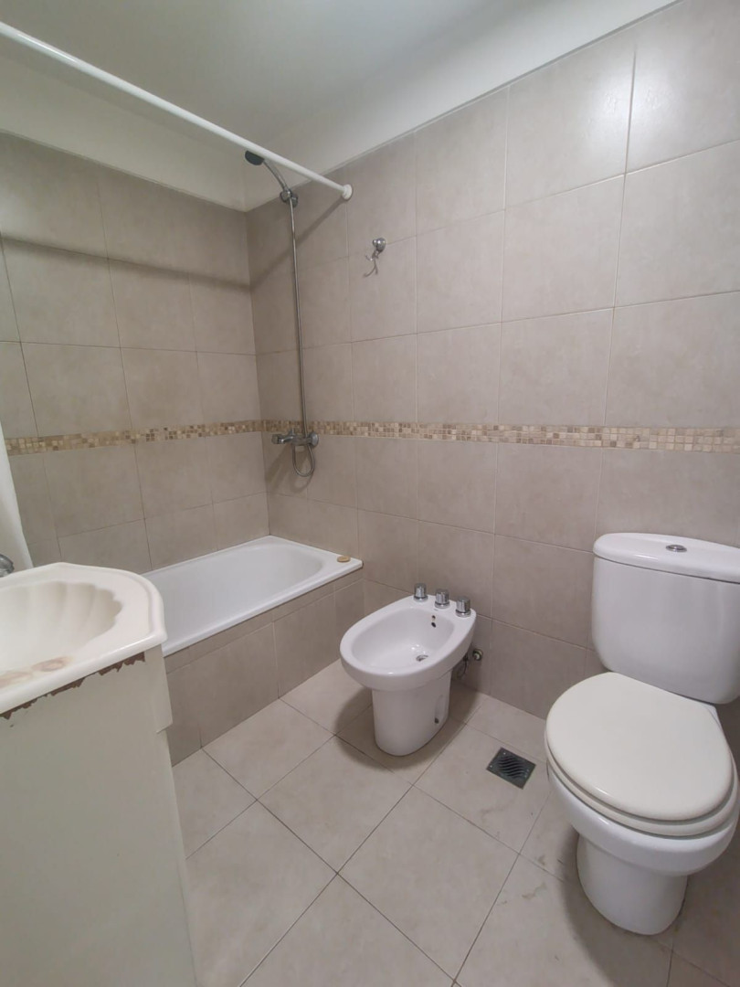 Departamento en Alquiler en COLOMBIA 960 1ºE, Universitario, Bahía Blanca - Bahía Blanca Propiedades | SITIO OFICIAL l