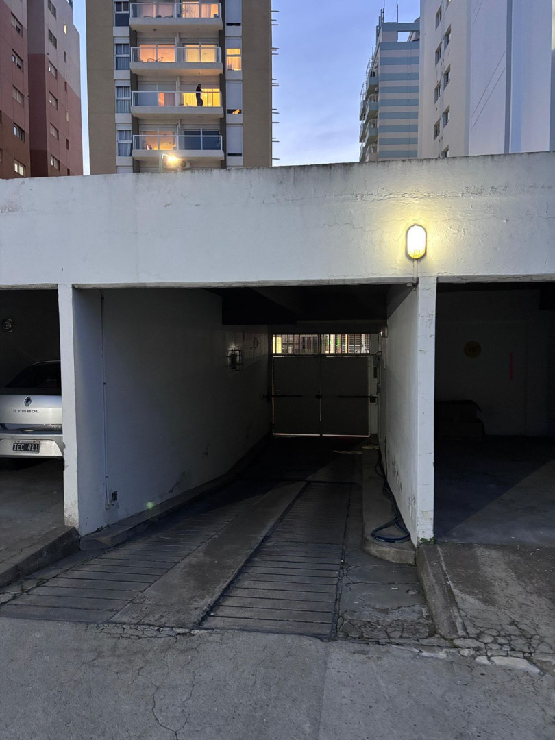 Cochera en Venta en Salta Y Panama, Universitario, Bahía Blanca - Bahía Blanca Propiedades | SITIO OFICIAL l