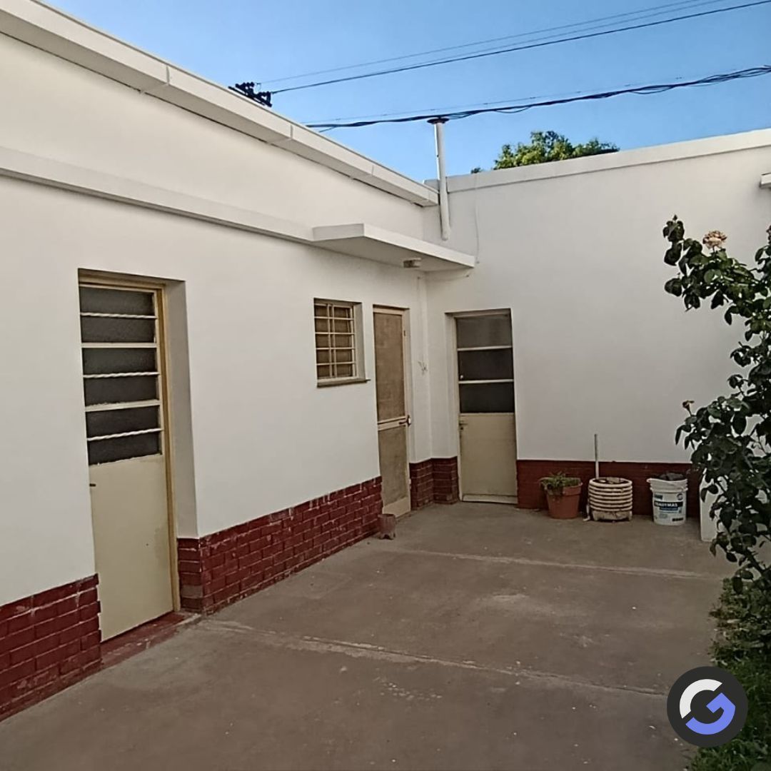 Casa en Venta en Hipolito Yrigoyen Y Pochelu,  Medanos - Bahía Blanca Propiedades | SITIO OFICIAL l