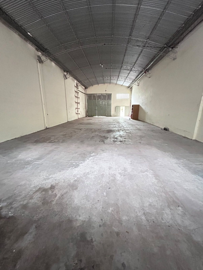 Deposito en Alquiler en Pasteur 1000, La Falda, Bahía Blanca - Bahía Blanca Propiedades | SITIO OFICIAL l