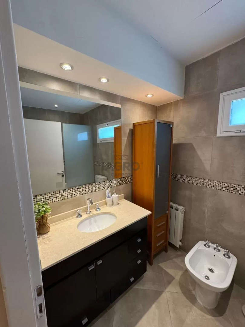 Casa en Venta en Cacique Venancio Y Tupac Amaru, Las Cañitas I, Bahía Blanca - Bahía Blanca Propiedades | SITIO OFICIAL l